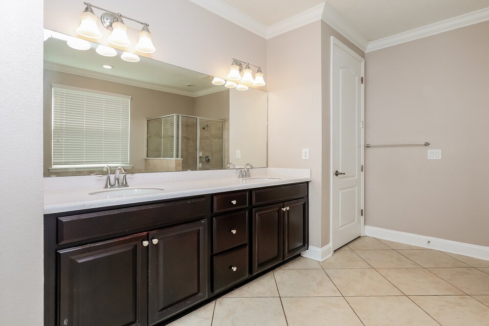 5-Bed Rental on 252 Saint Kitts photo 10