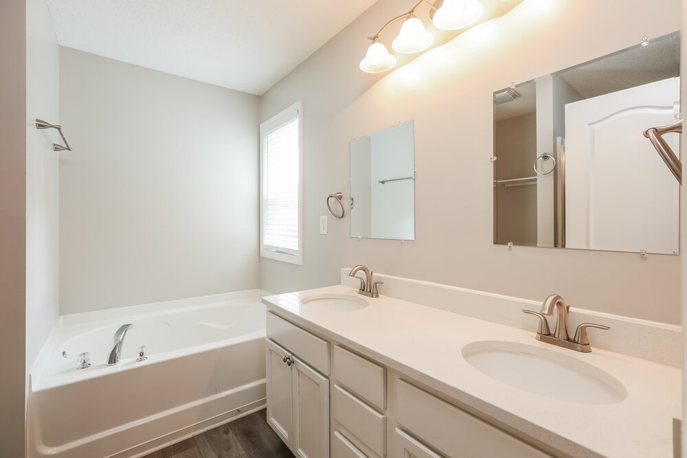 3-Bed Rental on 225 Comet Ct photo 10