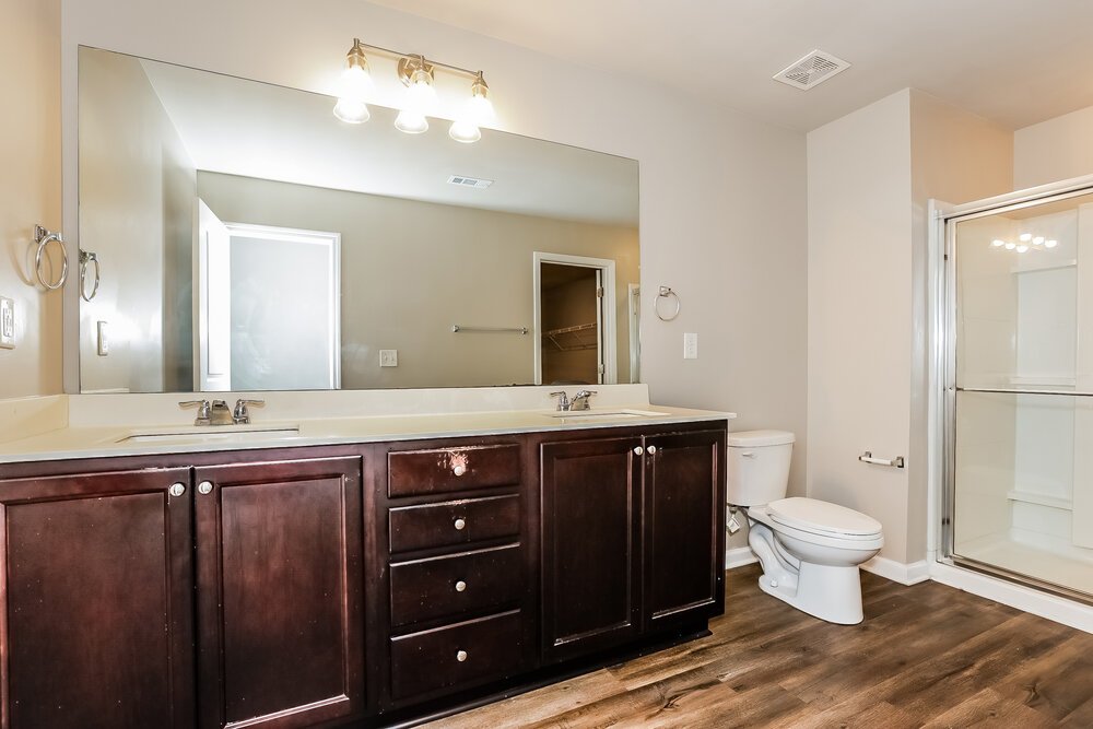 5-Bed Rental on 3740 Newbury Place photo 10