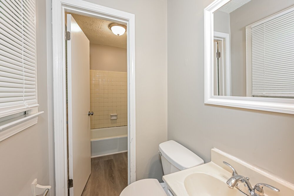 3-Bed Rental on 355 Arcadia Pl photo 10