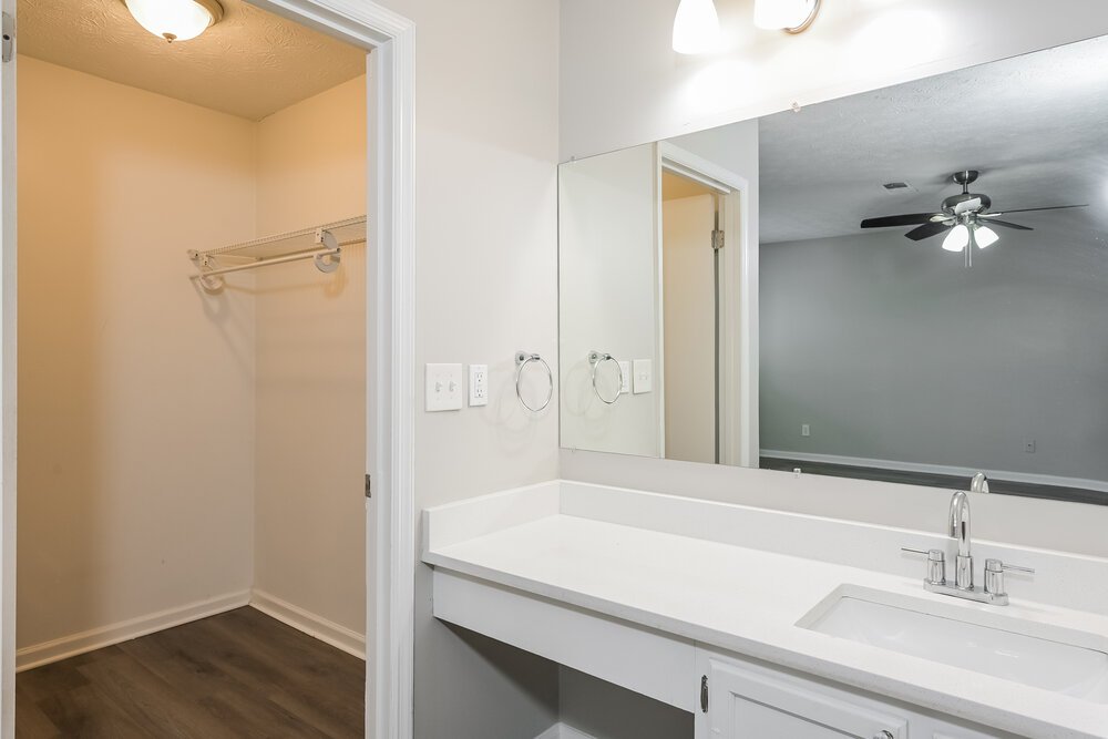 3-Bed Rental on 5177 Aberdeen Ct photo 10