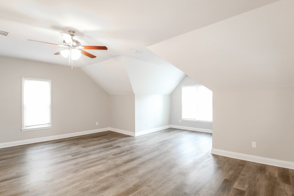 3-Bed Rental on 2570 Broadmoor Ct photo 10