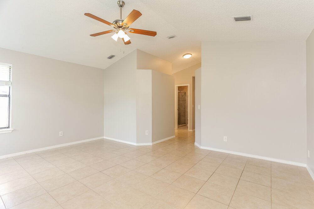3-Bed Rental on 1266 Bee St photo 10