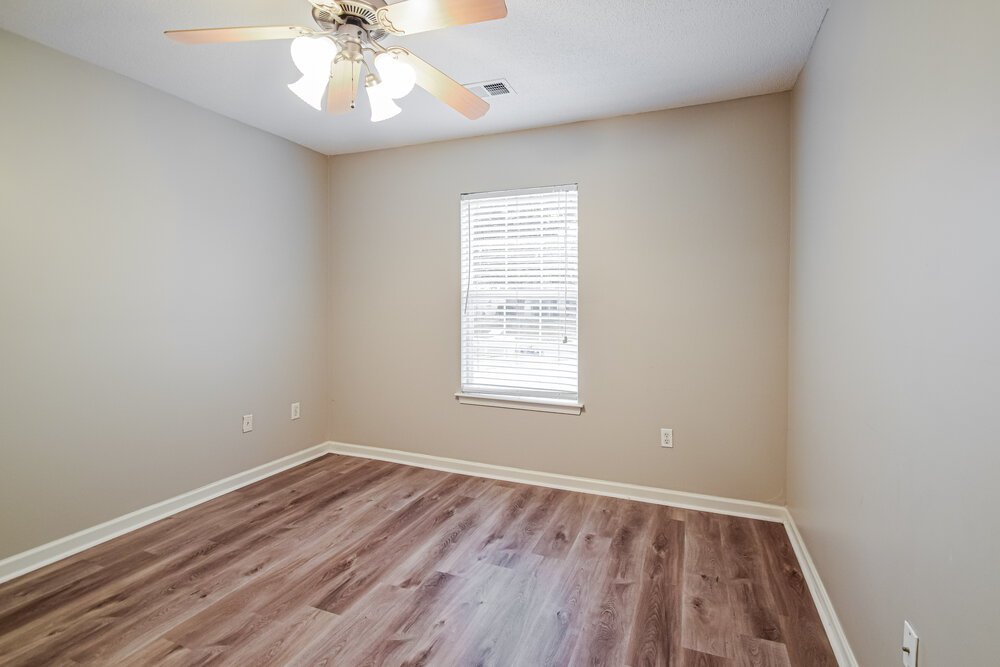 4-Bed Rental on 5764 Deer Ridge photo 10