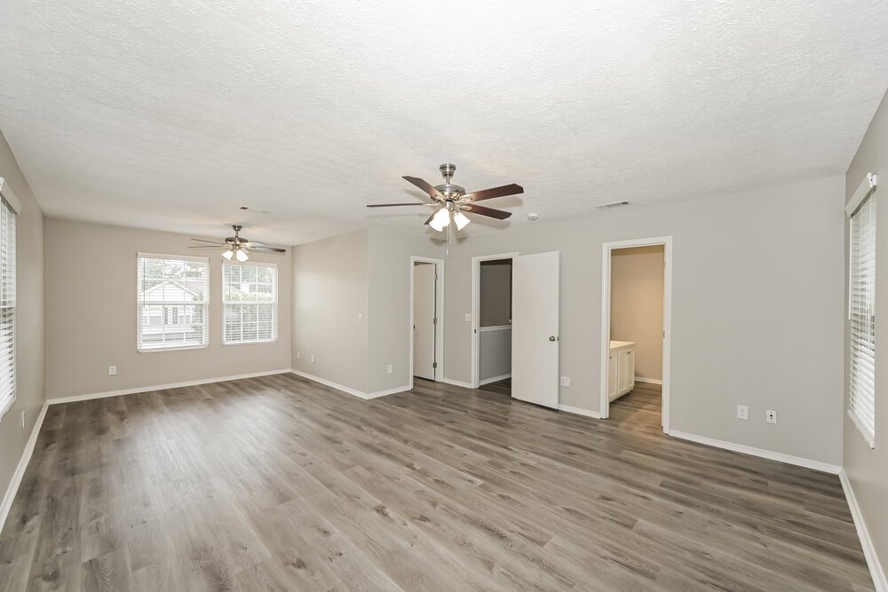 4-Bed Rental on 807 General Barksdale photo 10