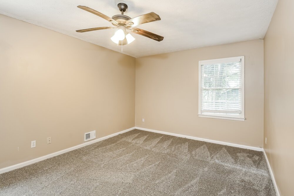 3-Bed Rental on 2906 Elizabeth Lane photo 10