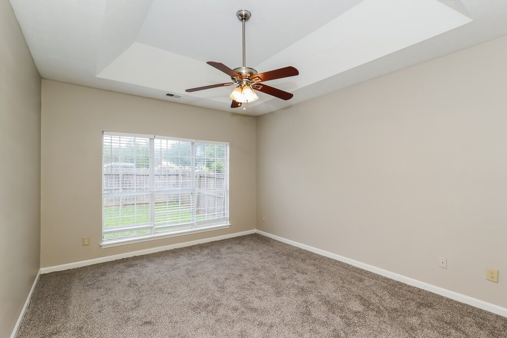 3-Bed Rental on 495 Anna Ave photo 10