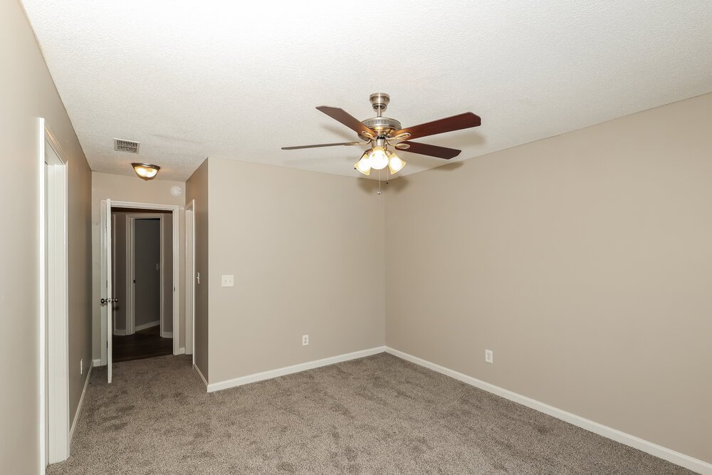 3-Bed Rental on 1462 Riverrock Ct photo 10