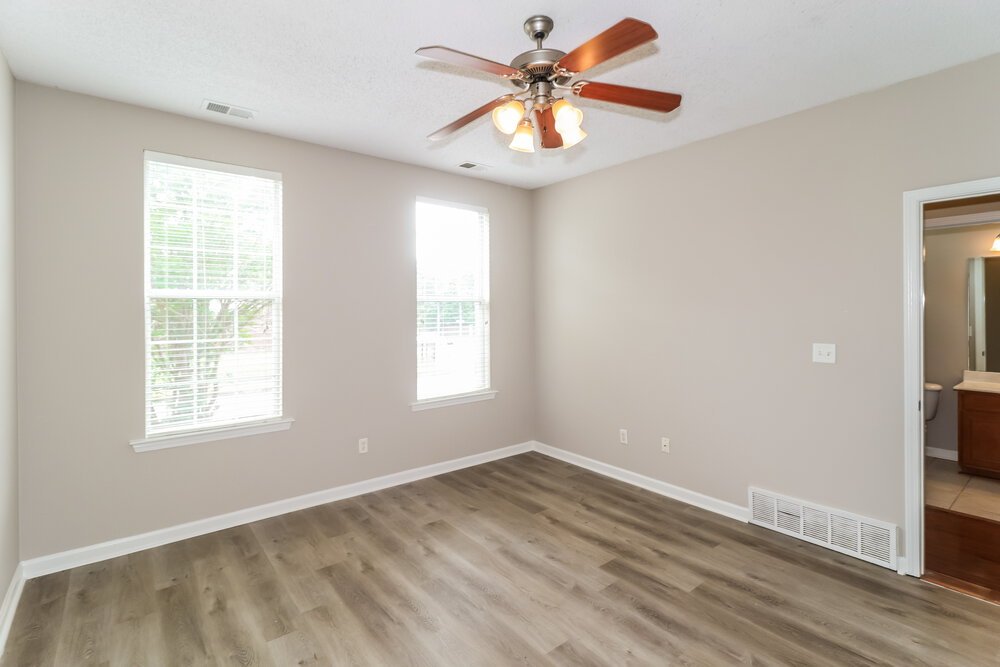 4-Bed Rental on 1262 Carlton Ridge photo 10