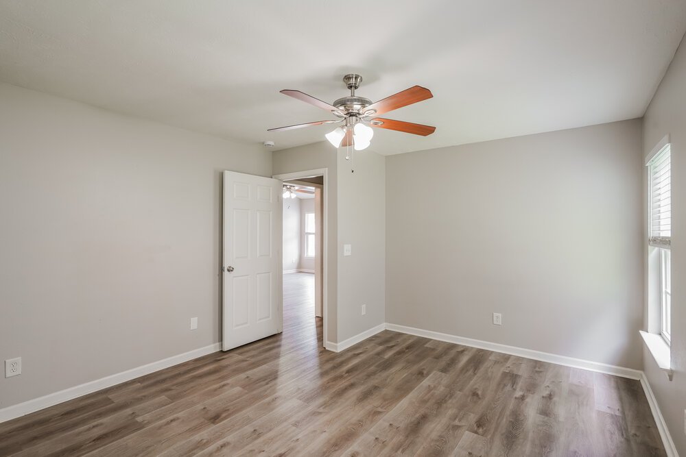 3-Bed Rental on 913 Birchmill Pt photo 10
