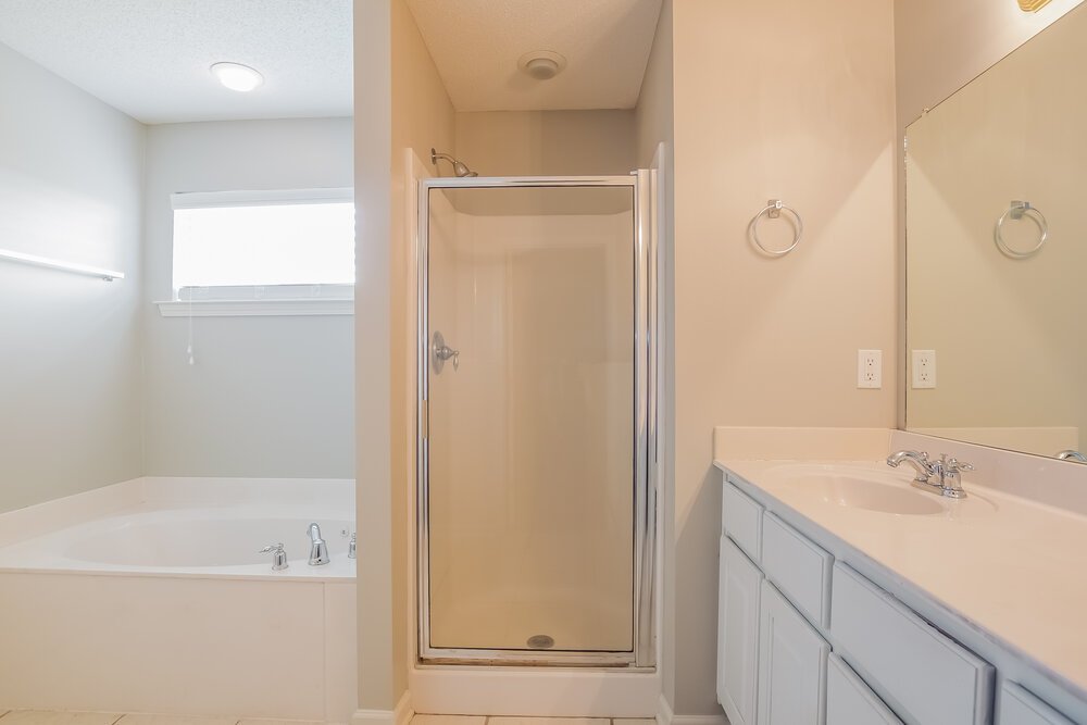 4-Bed Rental on 5451 Evening Mist photo 10