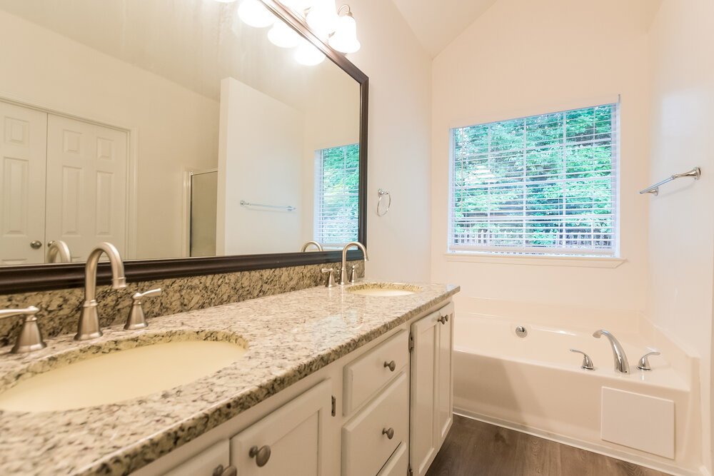 3-Bed Rental on 520 Brooksdale Dr photo 10
