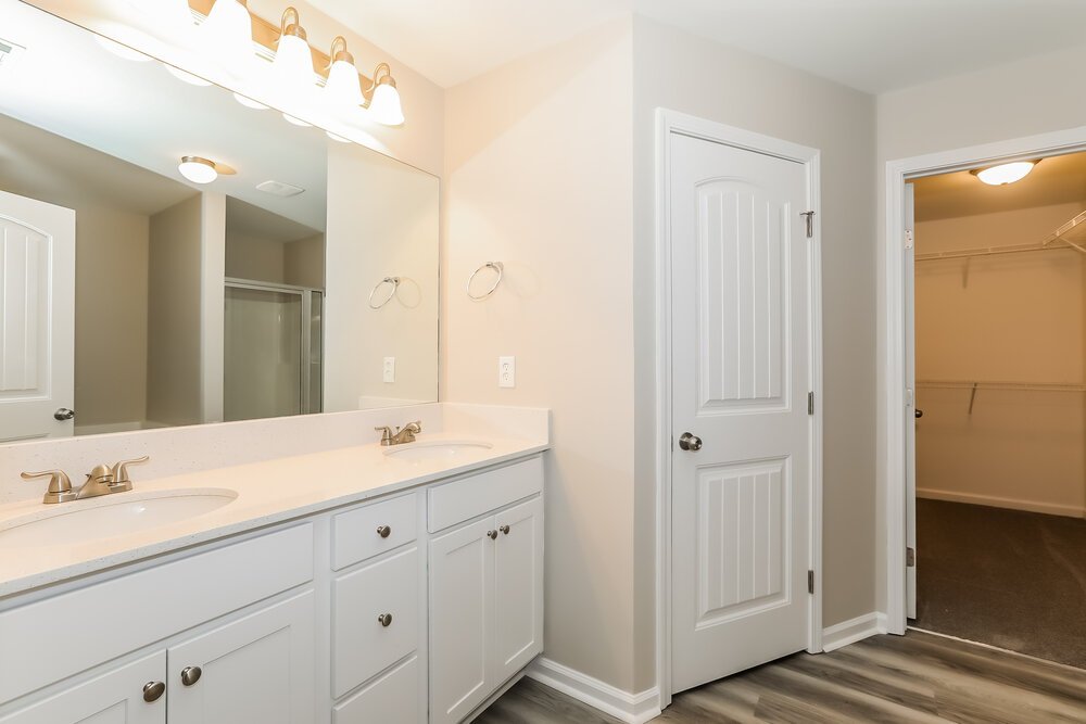 3-Bed Rental on 247 Turtle Creek photo 10