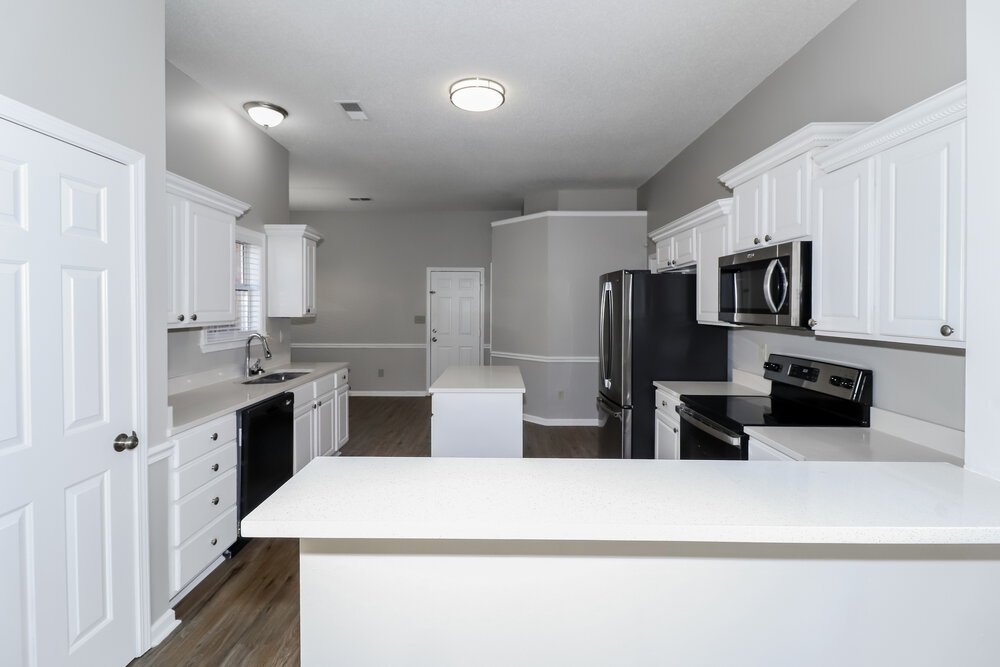 3-Bed Rental on 1655 Torrington Dr photo 10