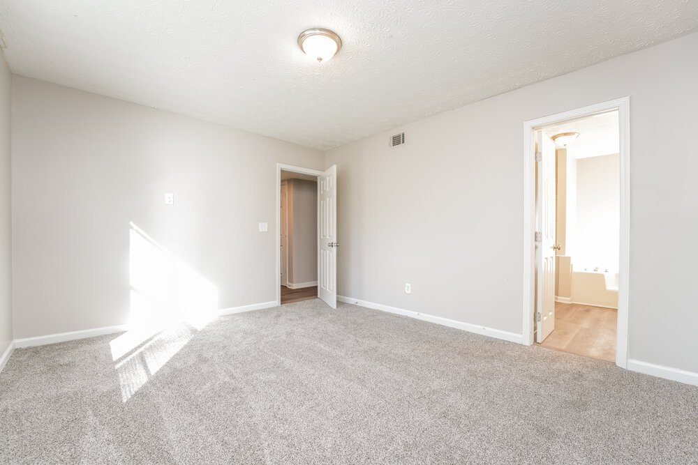 4-Bed Rental on 4955 Windsor Downs photo 10