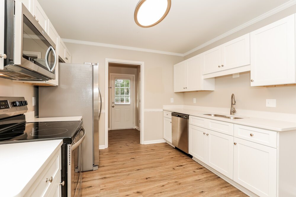 3-Bed Rental on 2409 Racquet Club photo 10