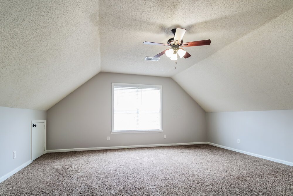 4-Bed Rental on 6331 Fairway Hill photo 10