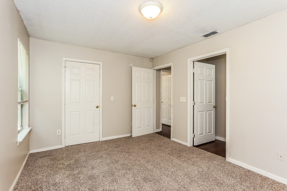 3-Bed Rental on 2268 W 44th photo 10
