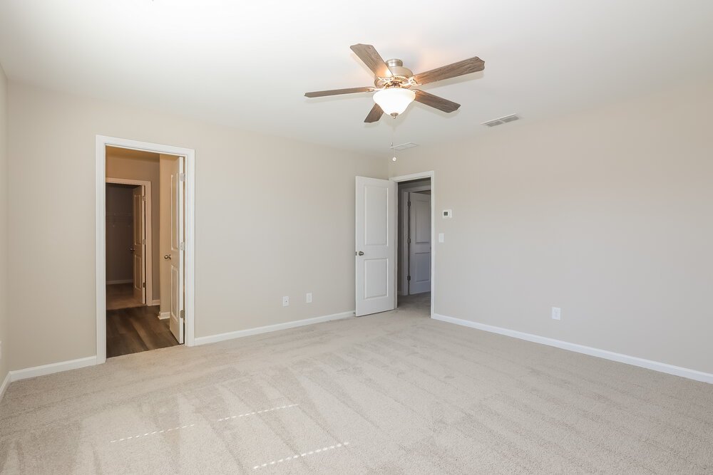 4-Bed Rental on 637 Knightsbridge Lane photo 10