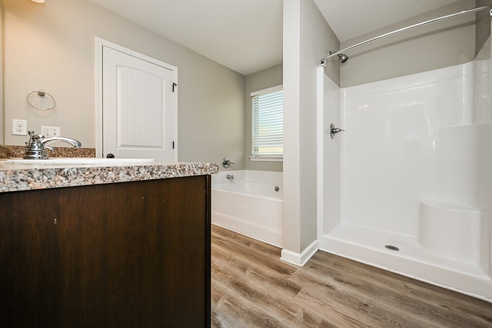 4-Bed Rental on 221 Magnaview Dr photo 10