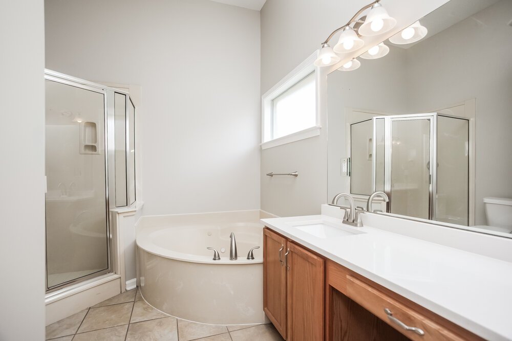 4-Bed Rental on 1531 Carlton Ridge photo 10