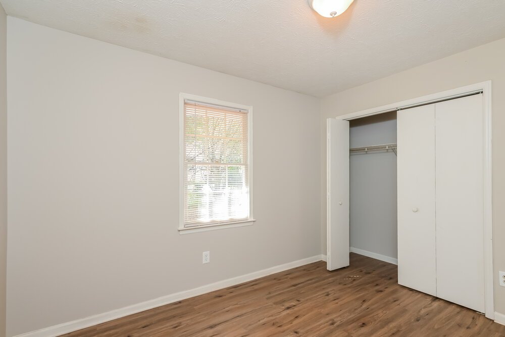3-Bed Rental on 411 Cindy Drive photo 11