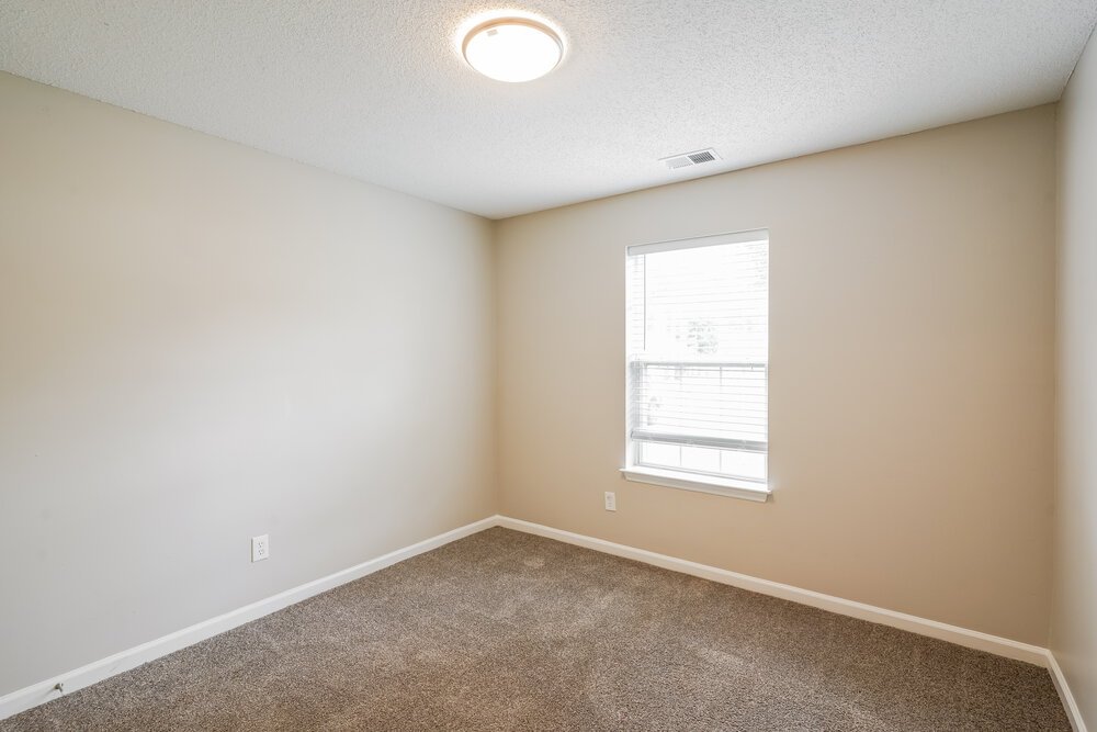 3-Bed Rental on 712 Alisa Cv photo 11
