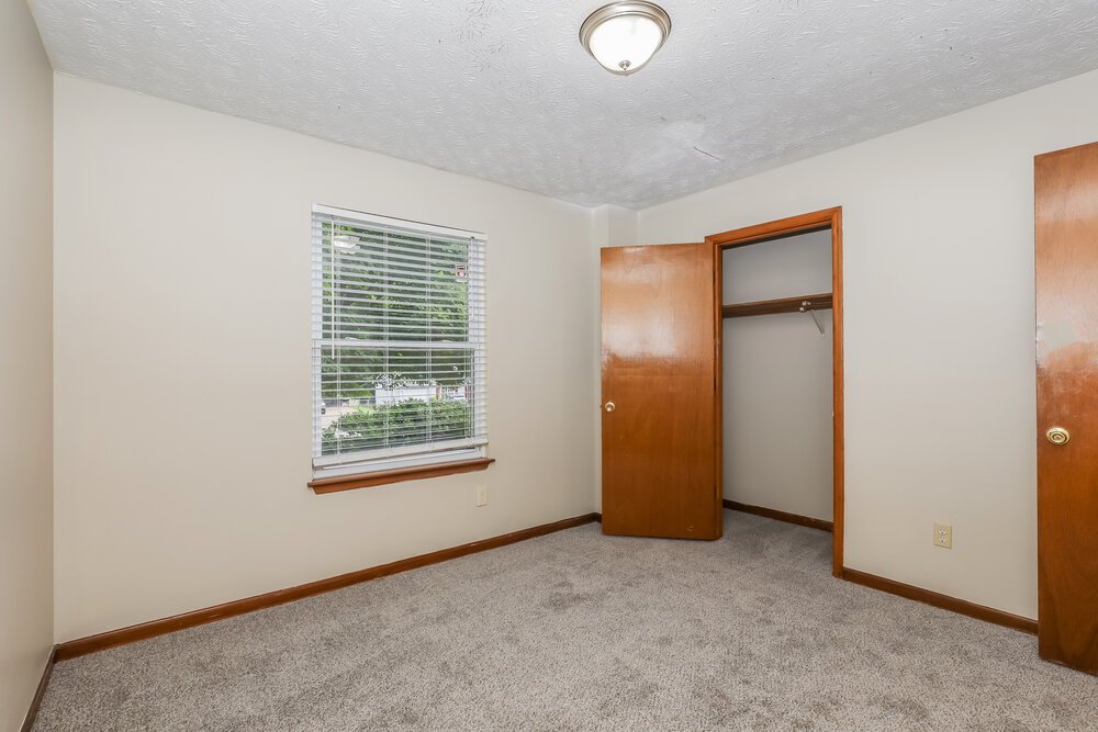 3-Bed Rental on 10357 Briarbay Dr photo 11