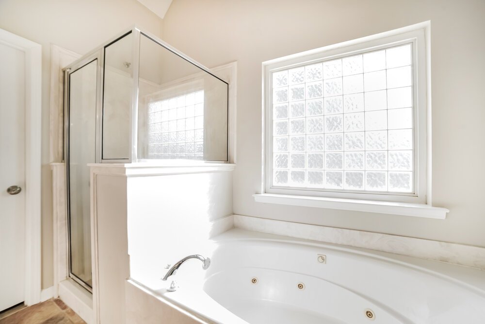 3-Bed Rental on 2221 Linda Shore photo 11