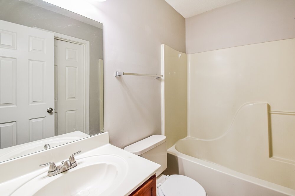 3-Bed Rental on 4506 Shadow Hollow photo 11