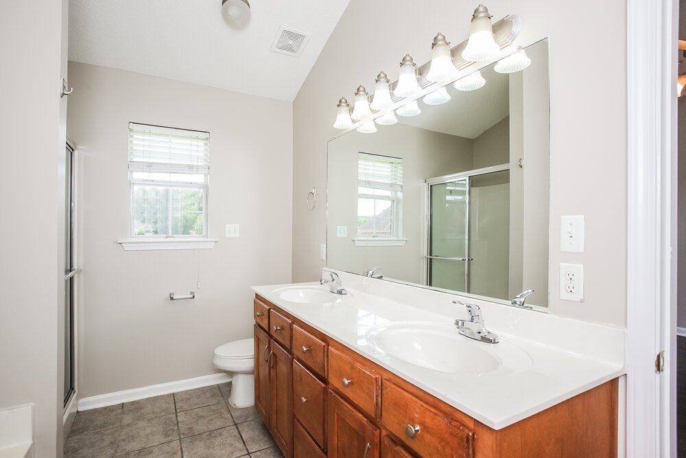 4-Bed Rental on 6379 Sandbourne E photo 11