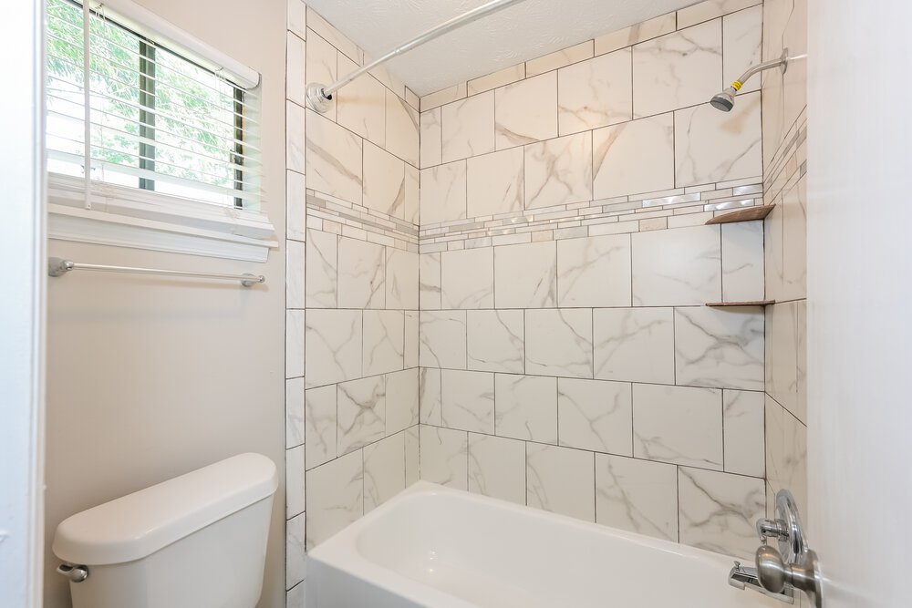 3-Bed Rental on 5177 Aberdeen Ct photo 11