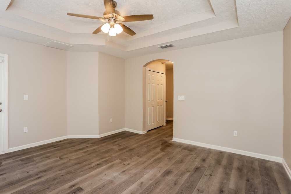 4-Bed Rental on 3146 Wandering Oaks photo 11