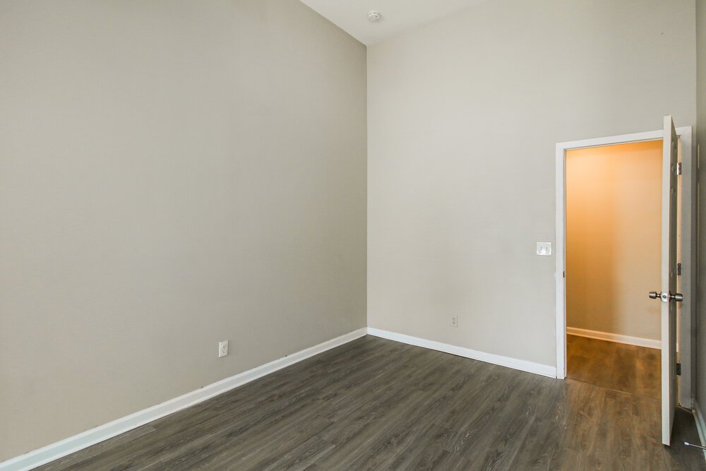 5-Bed Rental on 5848 El Segundo photo 11