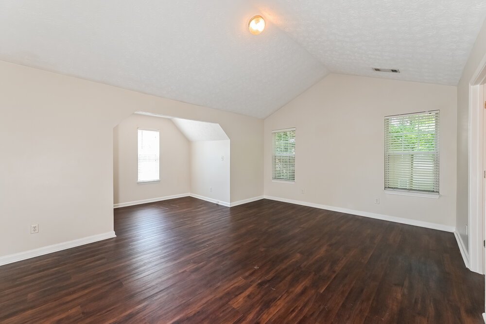 3-Bed Rental on 564 Kirtley Ct photo 11