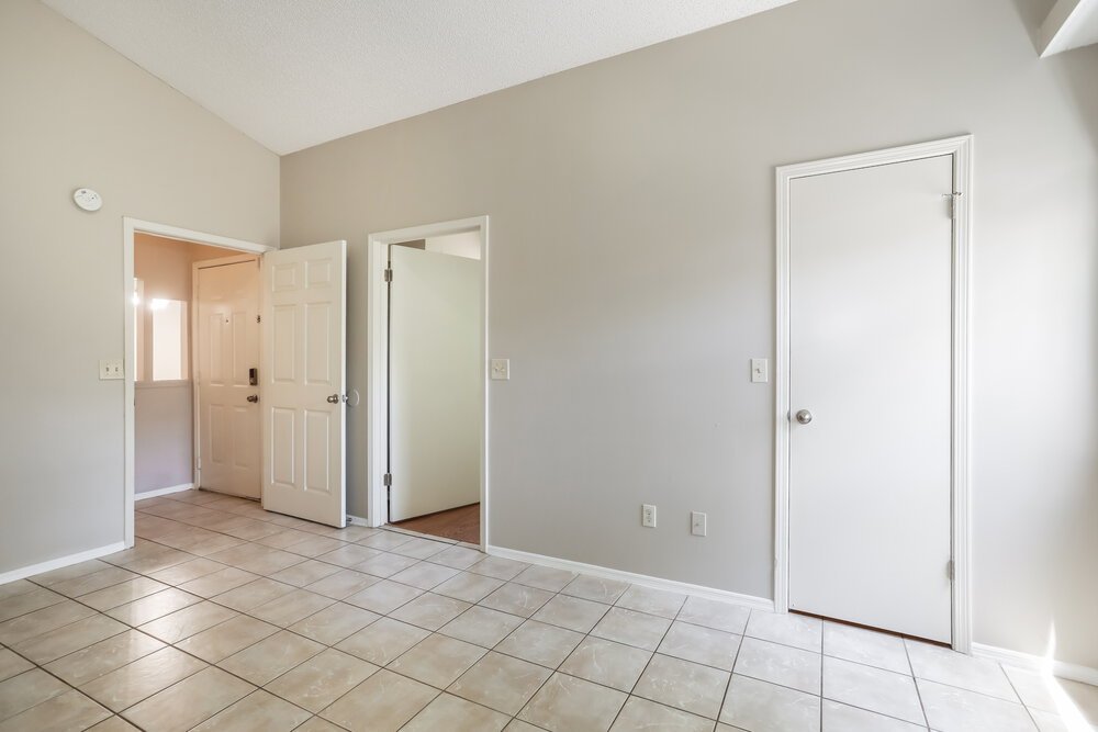3-Bed Rental on 8327 Argyle Corners photo 11