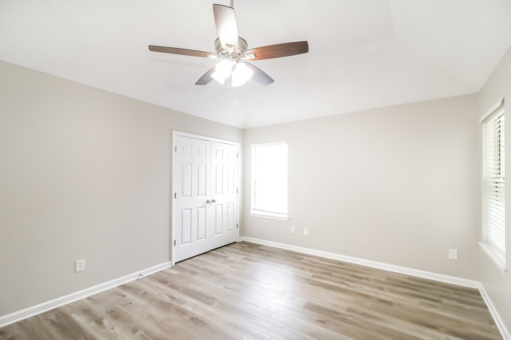 4-Bed Rental on 7210 Mahogany Dr photo 11