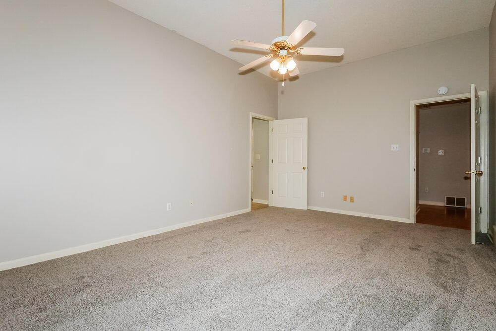 3-Bed Rental on 6658 Raner Cv photo 11