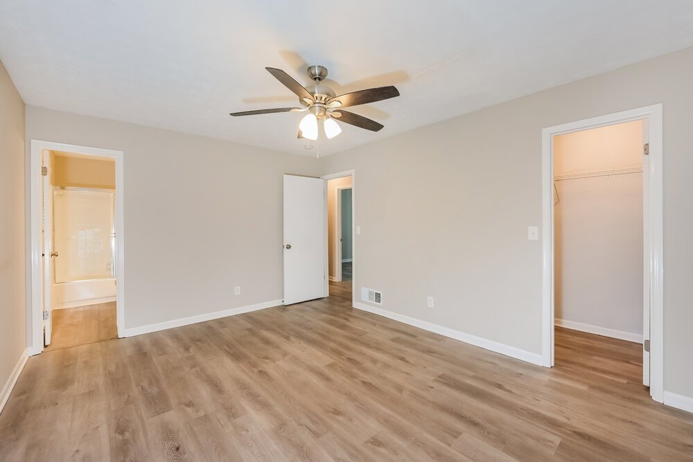 4-Bed Rental on 3824 Princess Ct photo 11