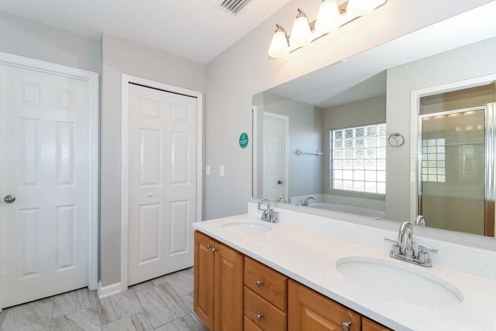4-Bed Rental on 2653 Fernleaf Dr photo 11