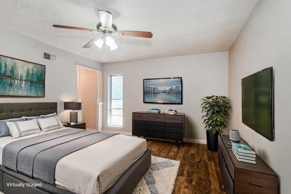 3-Bed Rental on 4476 Trout Valley photo 11