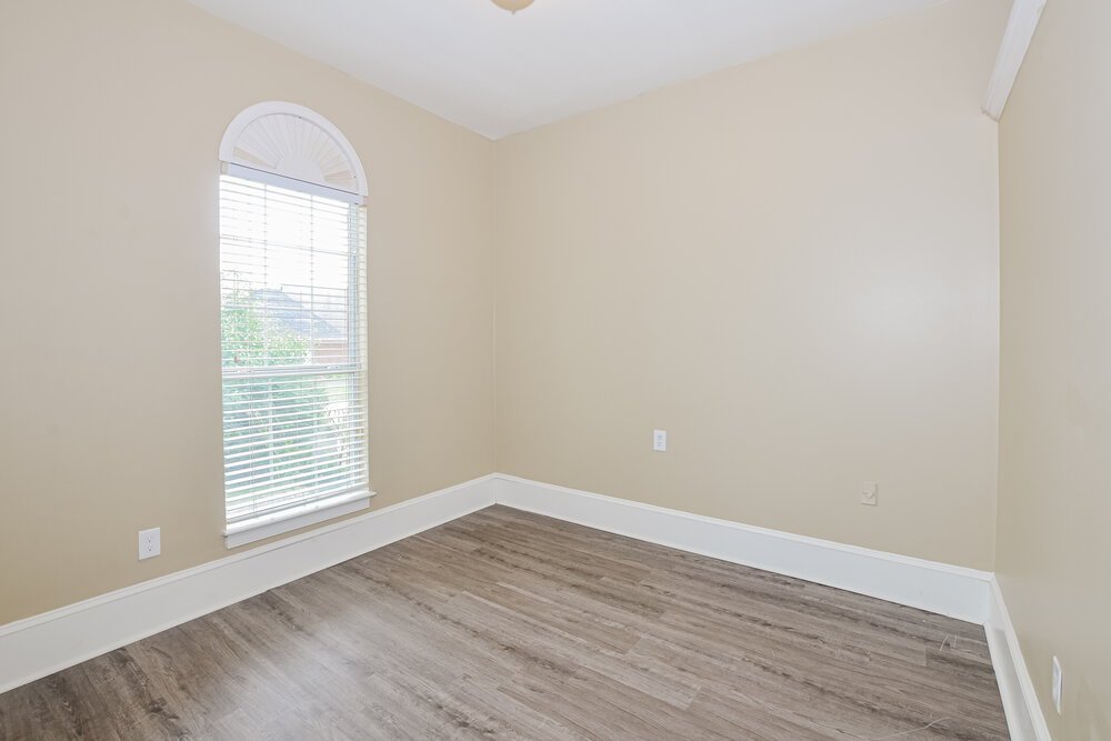 4-Bed Rental on 2722 Nelle Ln photo 11