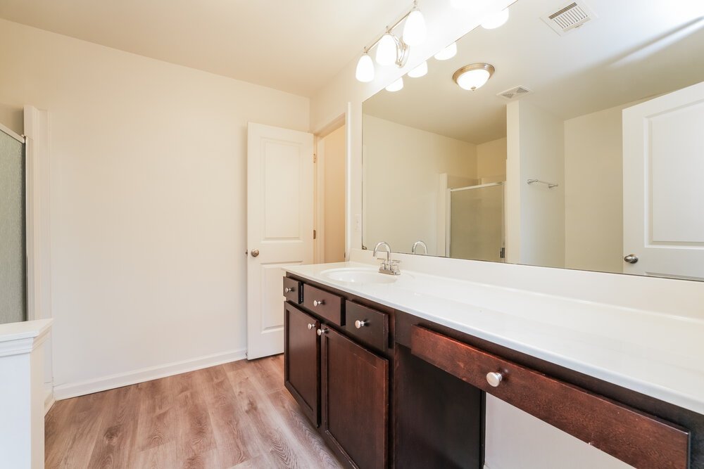 4-Bed Rental on 3458 Sandstone Trl photo 11