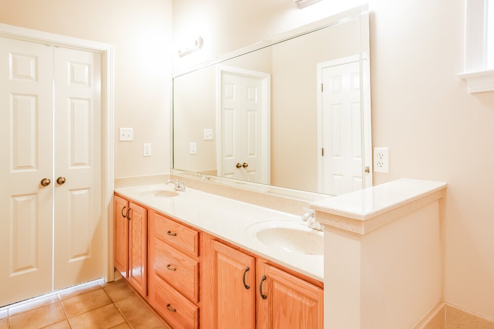 3-Bed Rental on 1112 Averett Ln photo 11