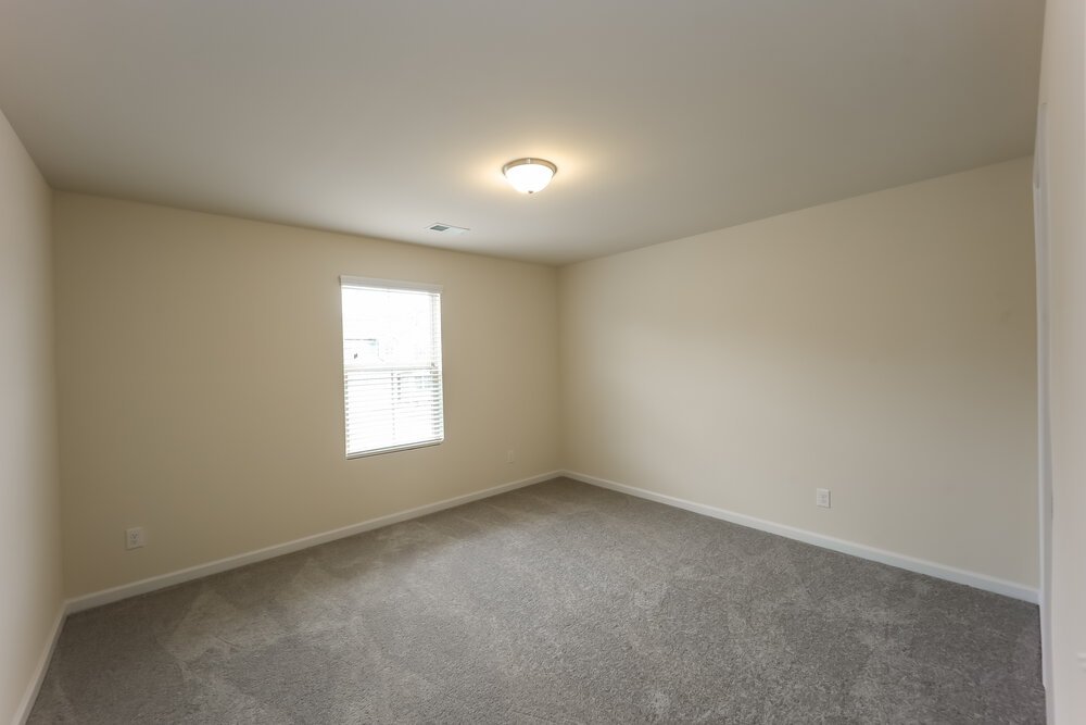 4-Bed Rental on 449 Culloden Moor photo 12