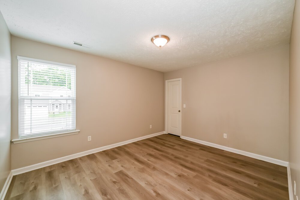 4-Bed Rental on 2919 Painted Pony photo 12