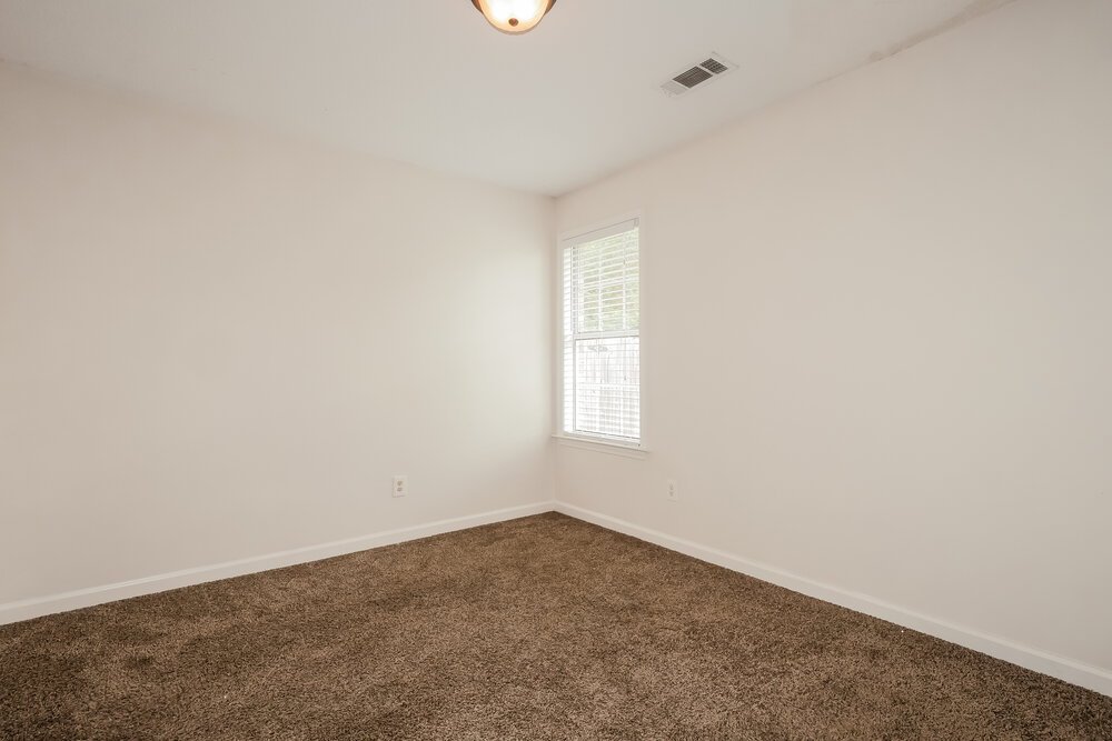 3-Bed Rental on 1224 Whistler Dr photo 12