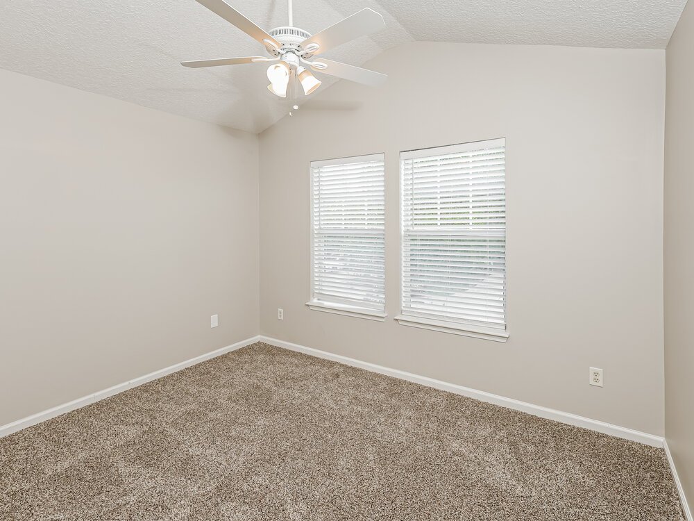 4-Bed Rental on 6267 Pendragon Pl photo 12