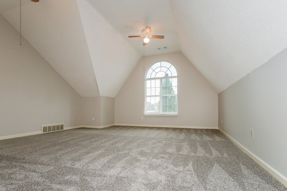 3-Bed Rental on 6658 Raner Cv photo 12