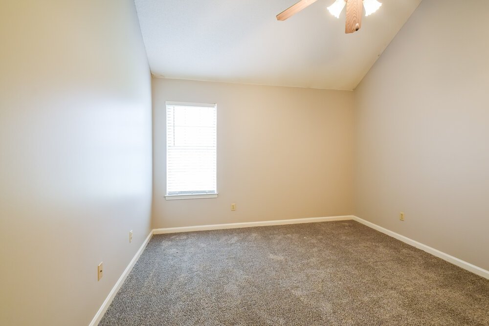 3-Bed Rental on 7341 Lee Ann photo 12